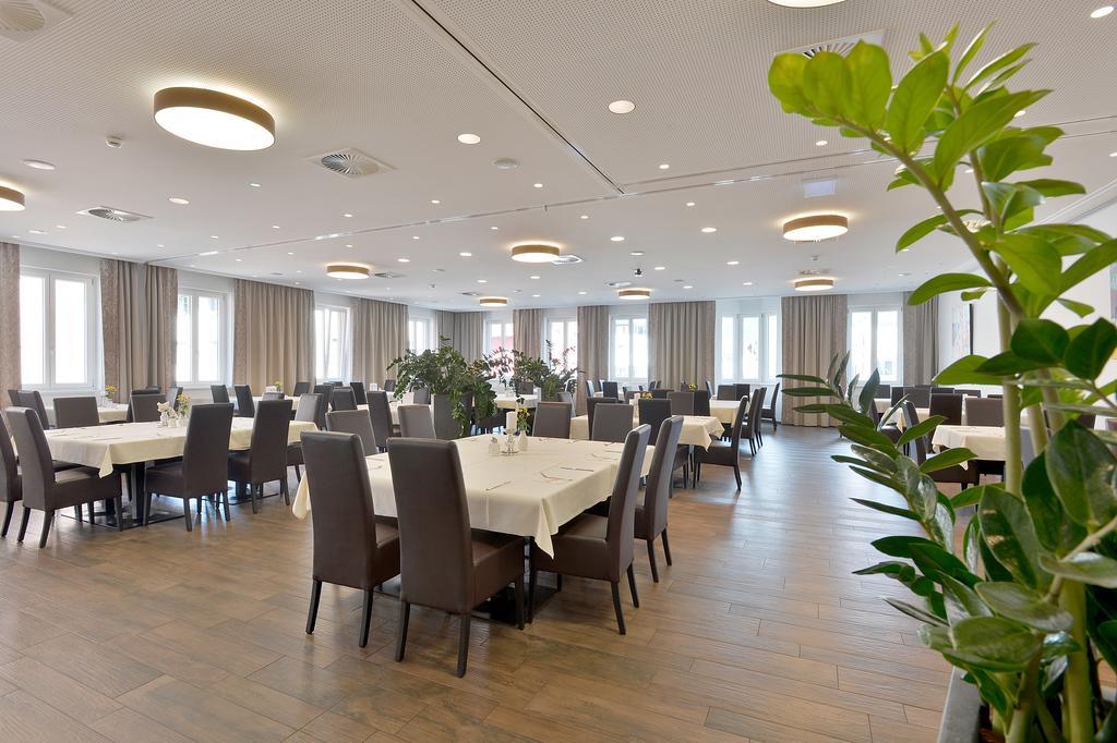 Hotel Goldener Adler Wattens Εξωτερικό φωτογραφία