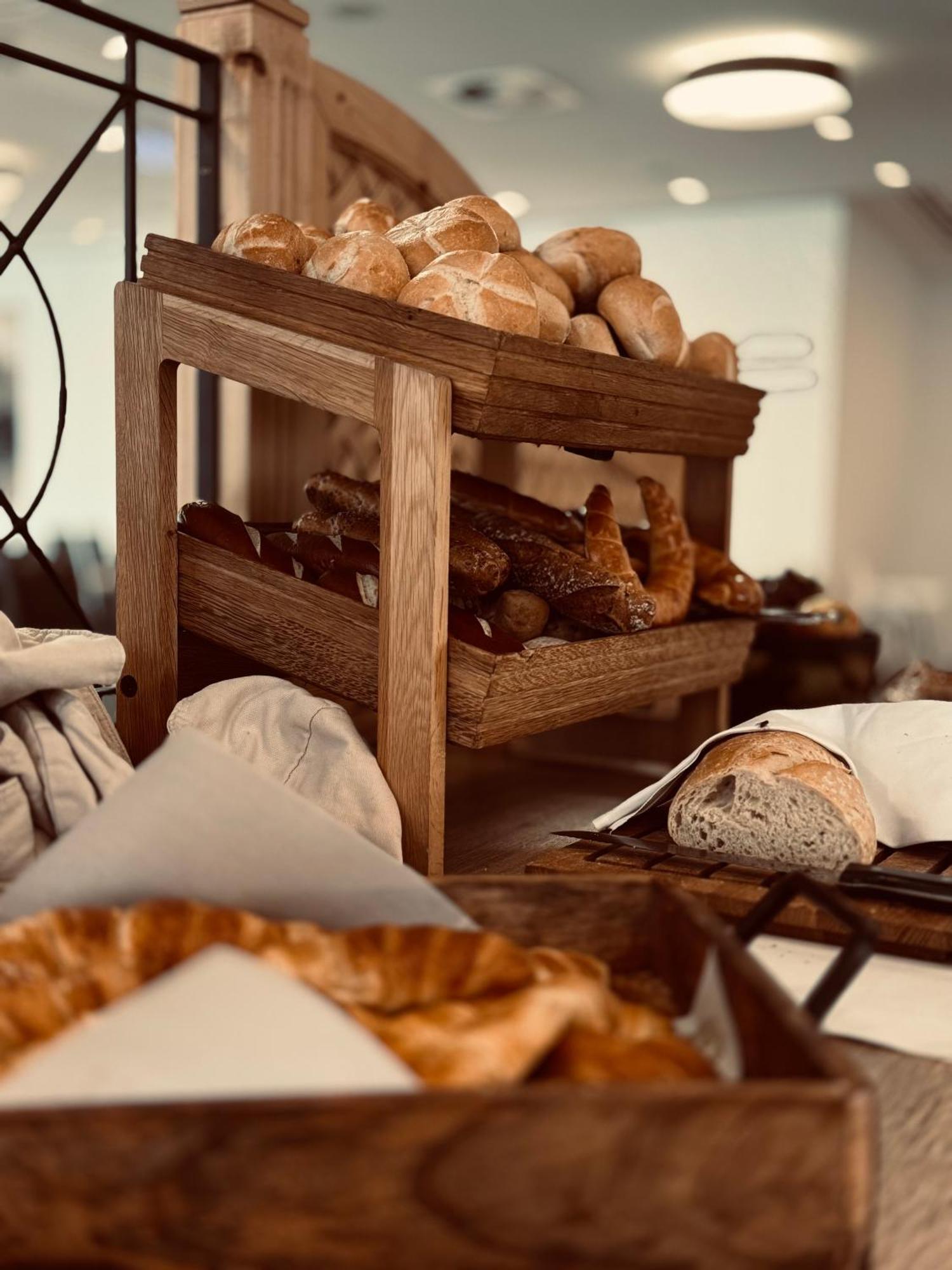 Hotel Goldener Adler Wattens Εξωτερικό φωτογραφία