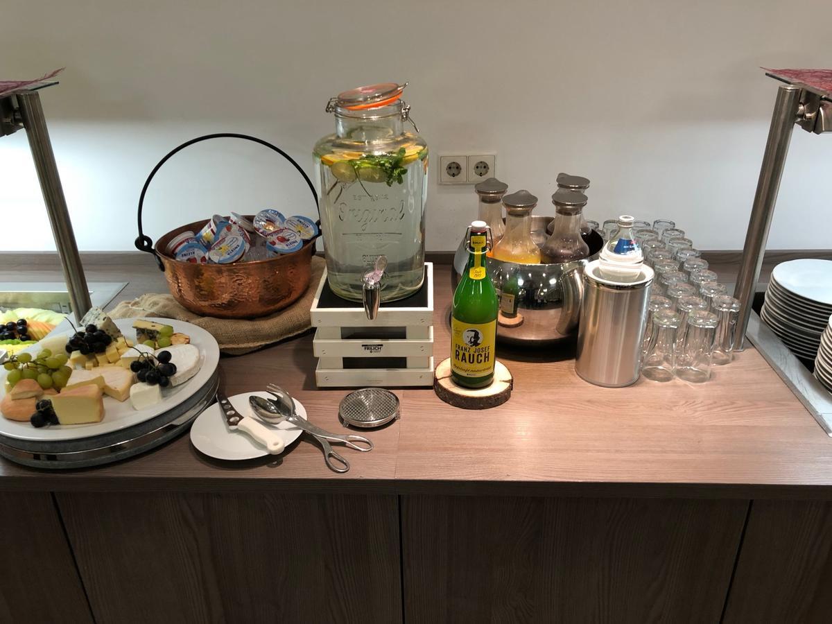 Hotel Goldener Adler Wattens Εξωτερικό φωτογραφία